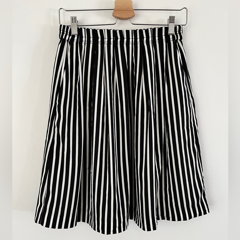J. Crew Mercantile casual A-line skirt in striped black and white